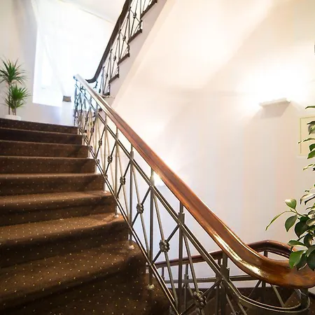 Apartmanhotel Center Piotrkowska 91 4*