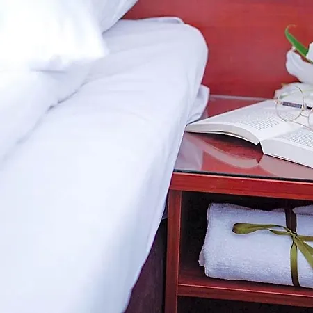 City Center Rooms Piotrkowska 91 Aparthotel 4*