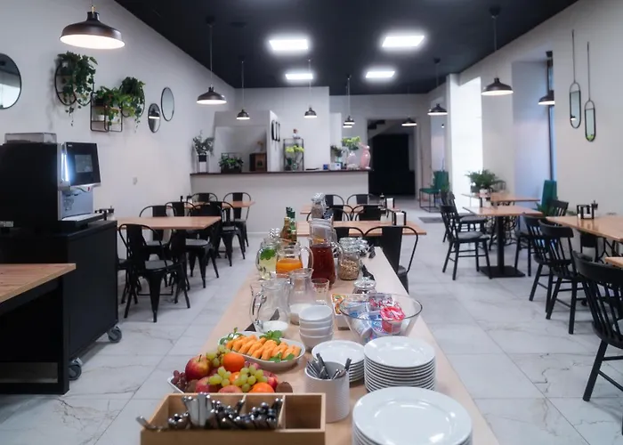 Center Piotrkowska 91 4*